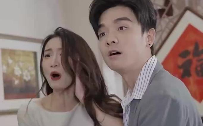 不裝了，腳踹渣男后我成了全球女戰(zhàn)神(全集)